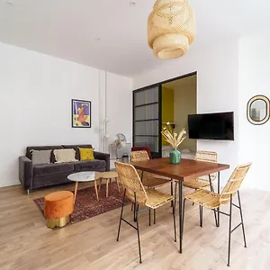 Parisuites Canal Saint Martin Chic & Design & Cosy Paris