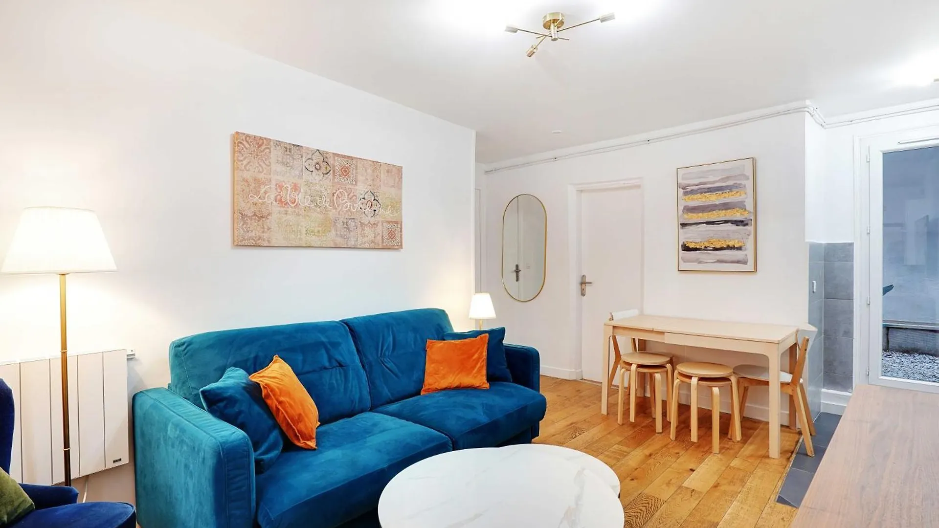 Apartment Confort Et Charme Pour 6 A Republioque Paris