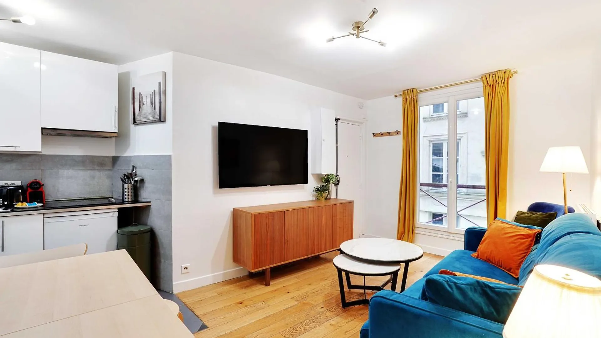 Confort Et Charme Pour 6 A Republioque Paris