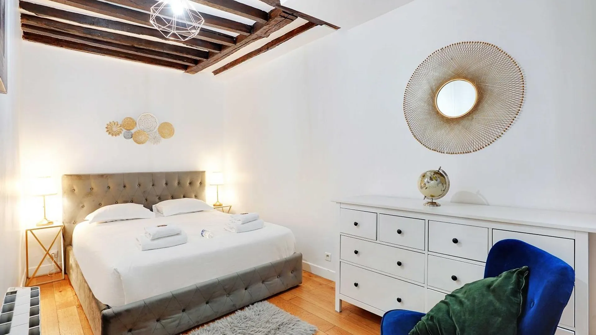 Confort Et Charme Pour 6 A Republioque Paris